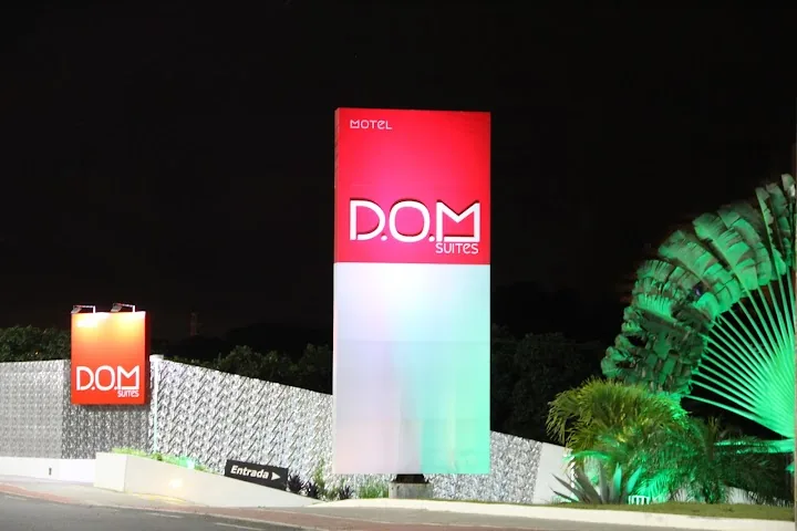 Dom Suítes
