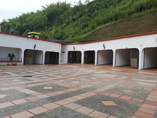 Atlantis en Pereira, Colombia