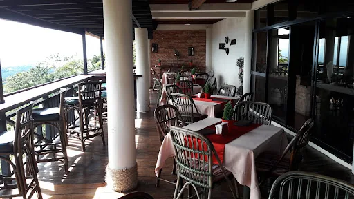 Camp David Ranch Restaurant en Tamboril, República Dominicana