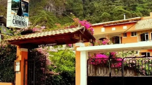 Hostal Chimenea SPA. en Banos, Ecuador