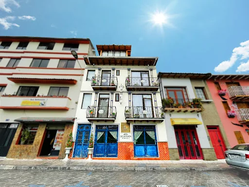 Hotel Azul De La Plaza by Chat Noir en Cuenca, Ecuador