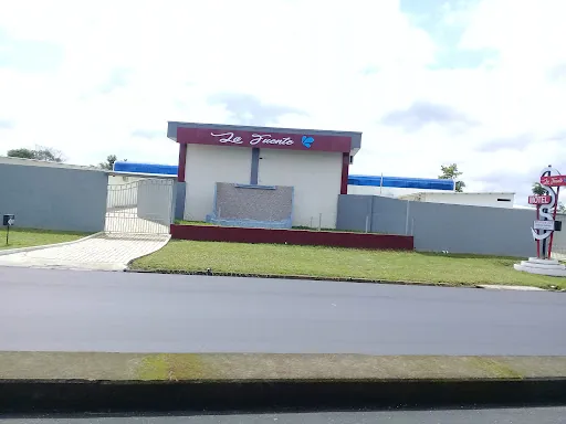 La Fuente Motel en Wilfrido Loor Moreira, Ecuador