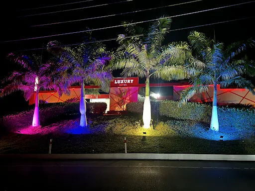 Motel Luxury en Wilfrido Loor Moreira, Ecuador