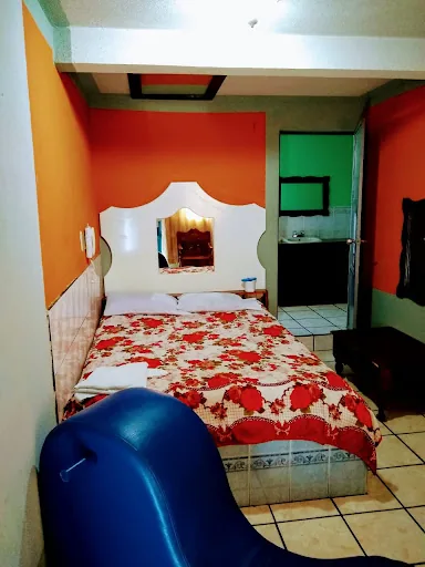 Auto-hotel Uni...2 en Salcaja, Guatemala
