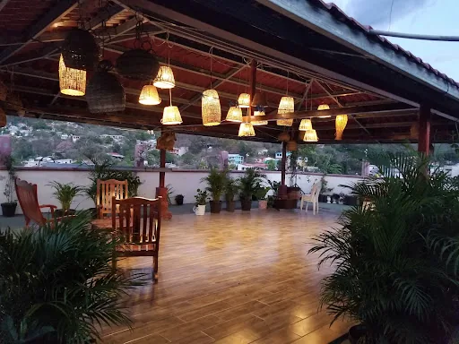 Hotel Facel en Santa Barbara, Honduras
