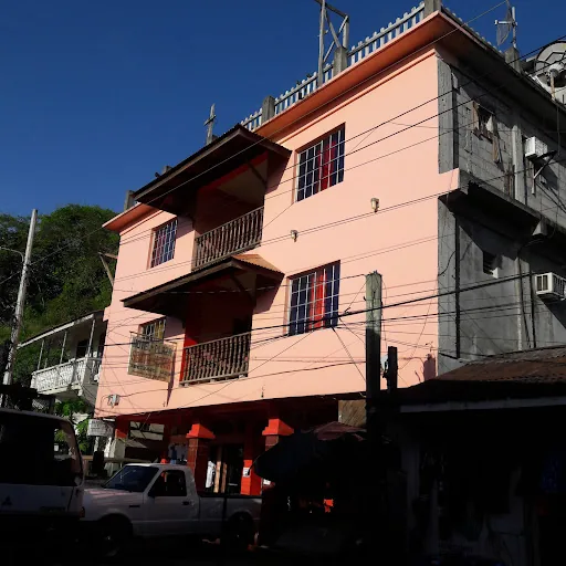 Hotel Plaza Santa María en Coxen Hole, Honduras