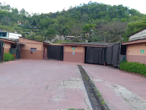 Motel Ejecutivo Cerro Grande en Rio Abajo, Honduras