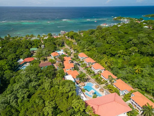 West End Dive Resort en Sandy Bay, Honduras