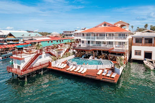 Tropical Suites Hotel en Bocas del Toro, Panamá