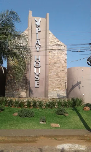 Play House Motel en Fernando de la Mora, Paraguay