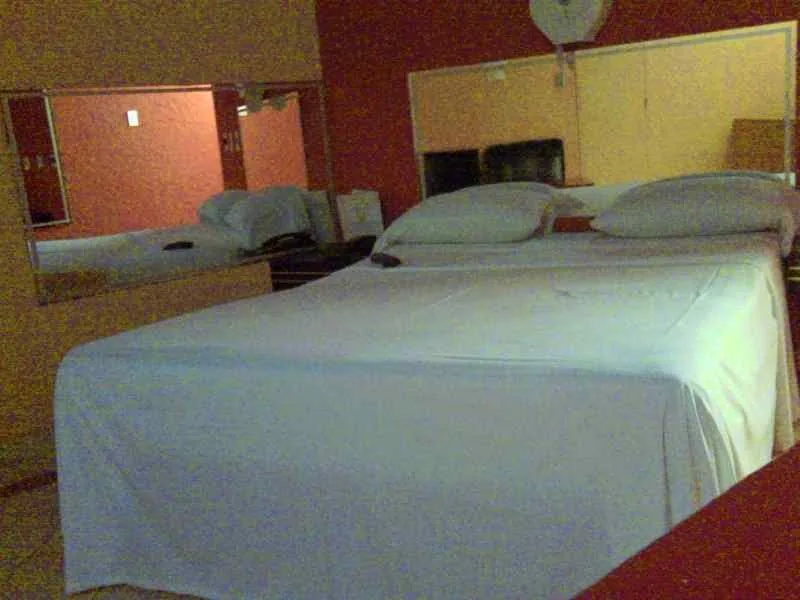 Auto Hotel El Castillo jacuzzi