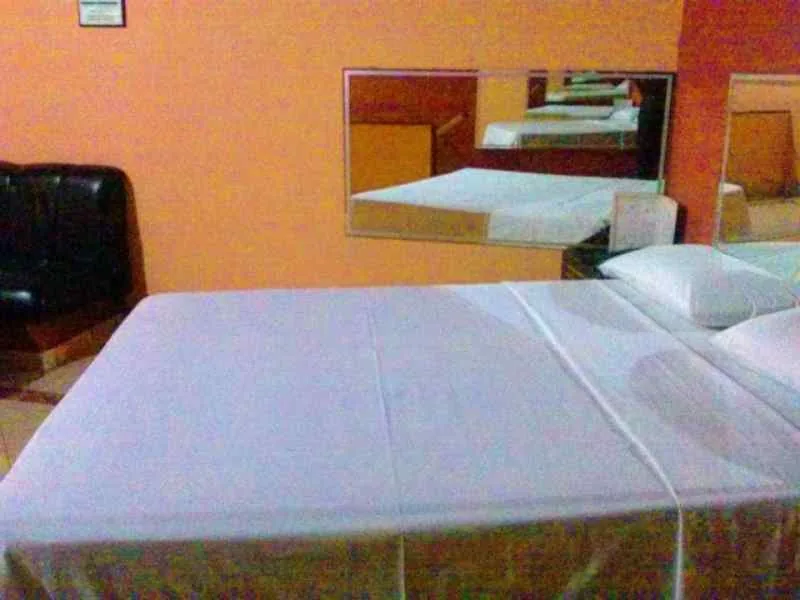 Auto Hotel El Castillo baño