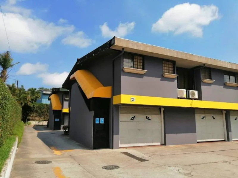 La Campana Auto Hotel habitación