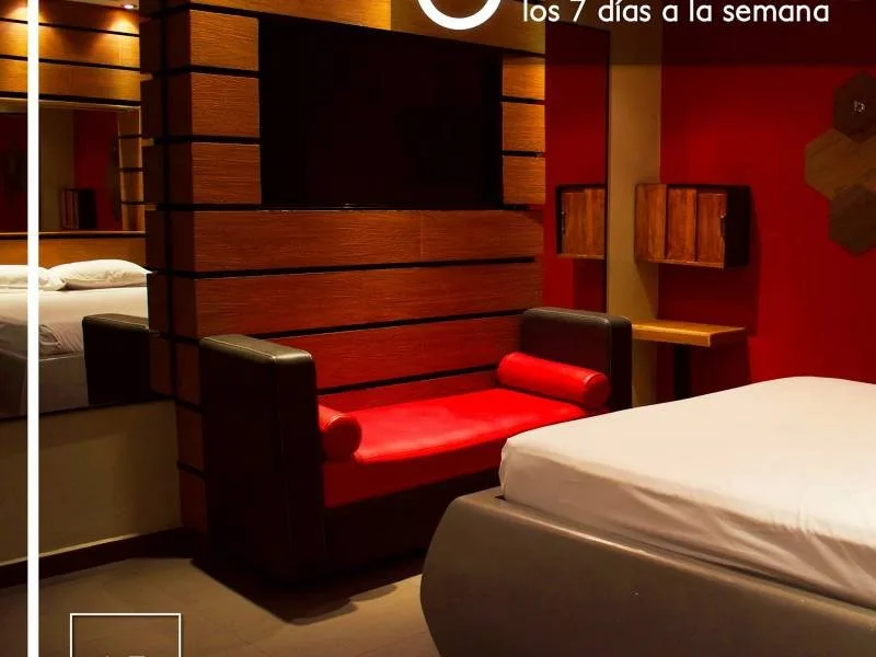 La Campana Auto Hotel suite