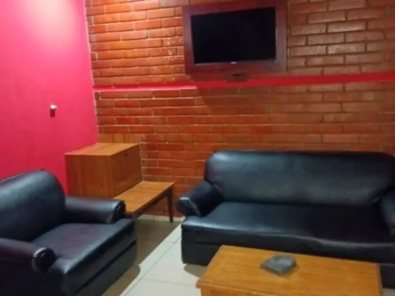 Motel El Doral habitación