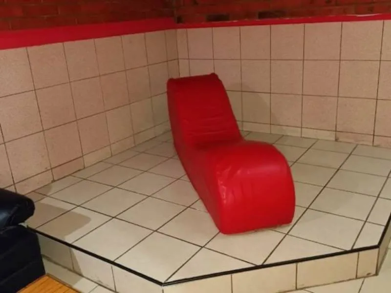 Motel El Doral suite