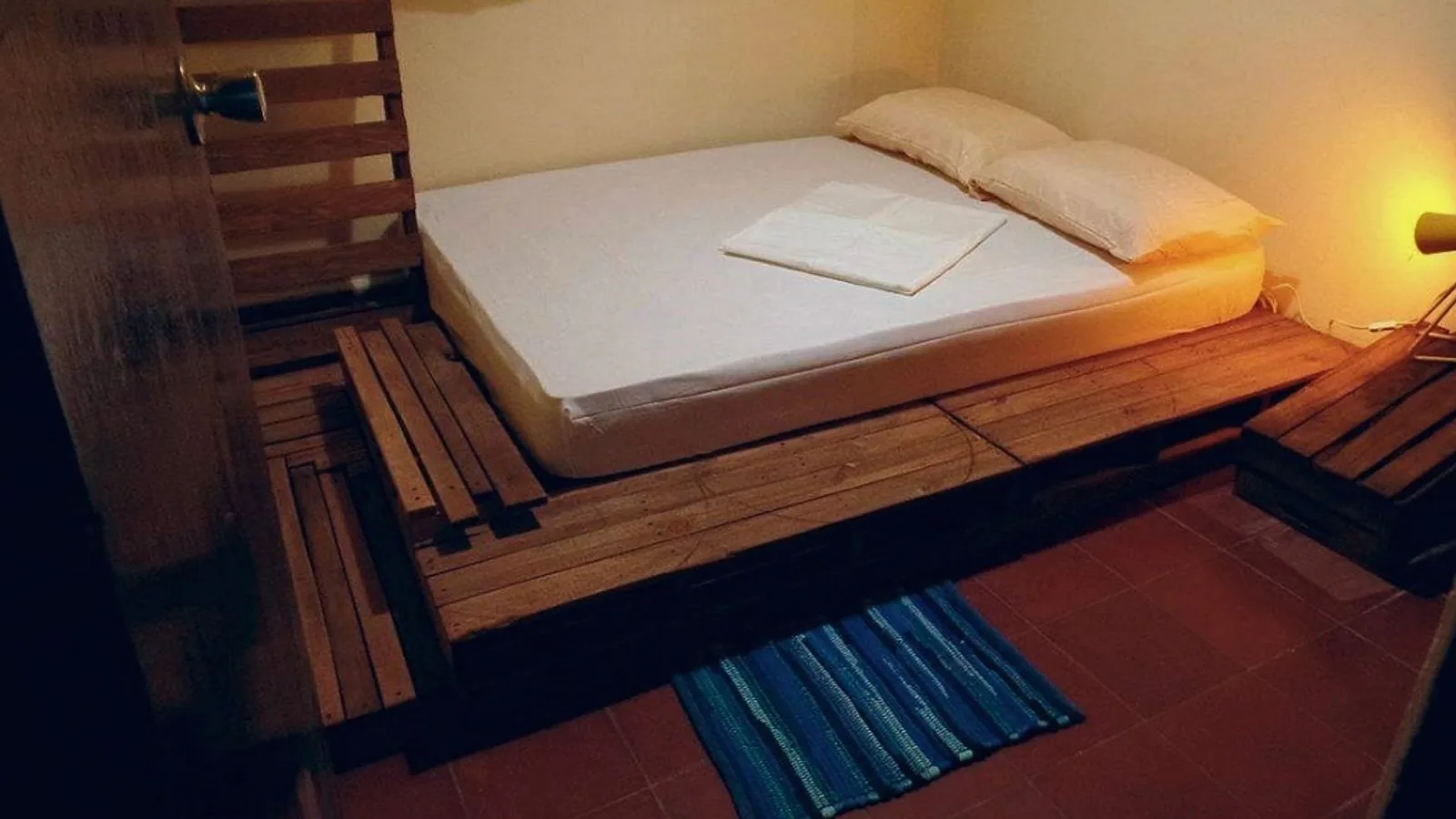 Pool House: Santa Ana Hostel