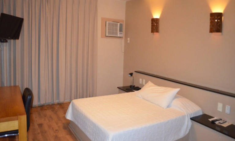 Niterói Palace Hotel, Niterói