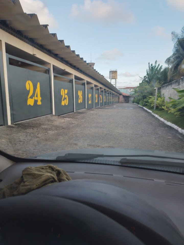 Tititi Motel, Olinda