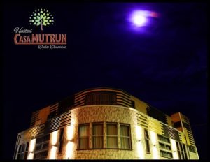 Hostal Casa Mutrun, Constitucion