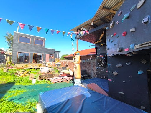 Hostal Casacipres. Surf&Climb, Rengo