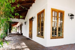 Hotel Hoja de Parra, Cardenal Caro