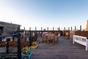 Lof Pichilemu Hostal, Cardenal Caro