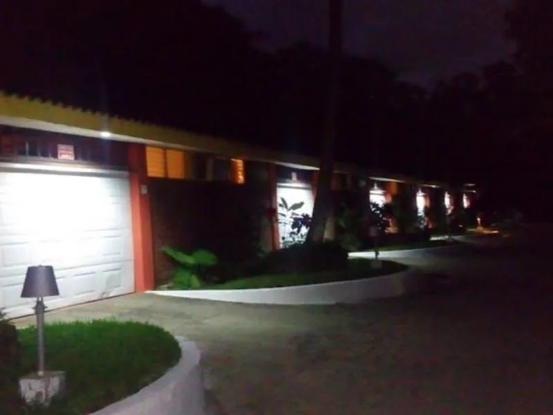 7-el-doral-motel