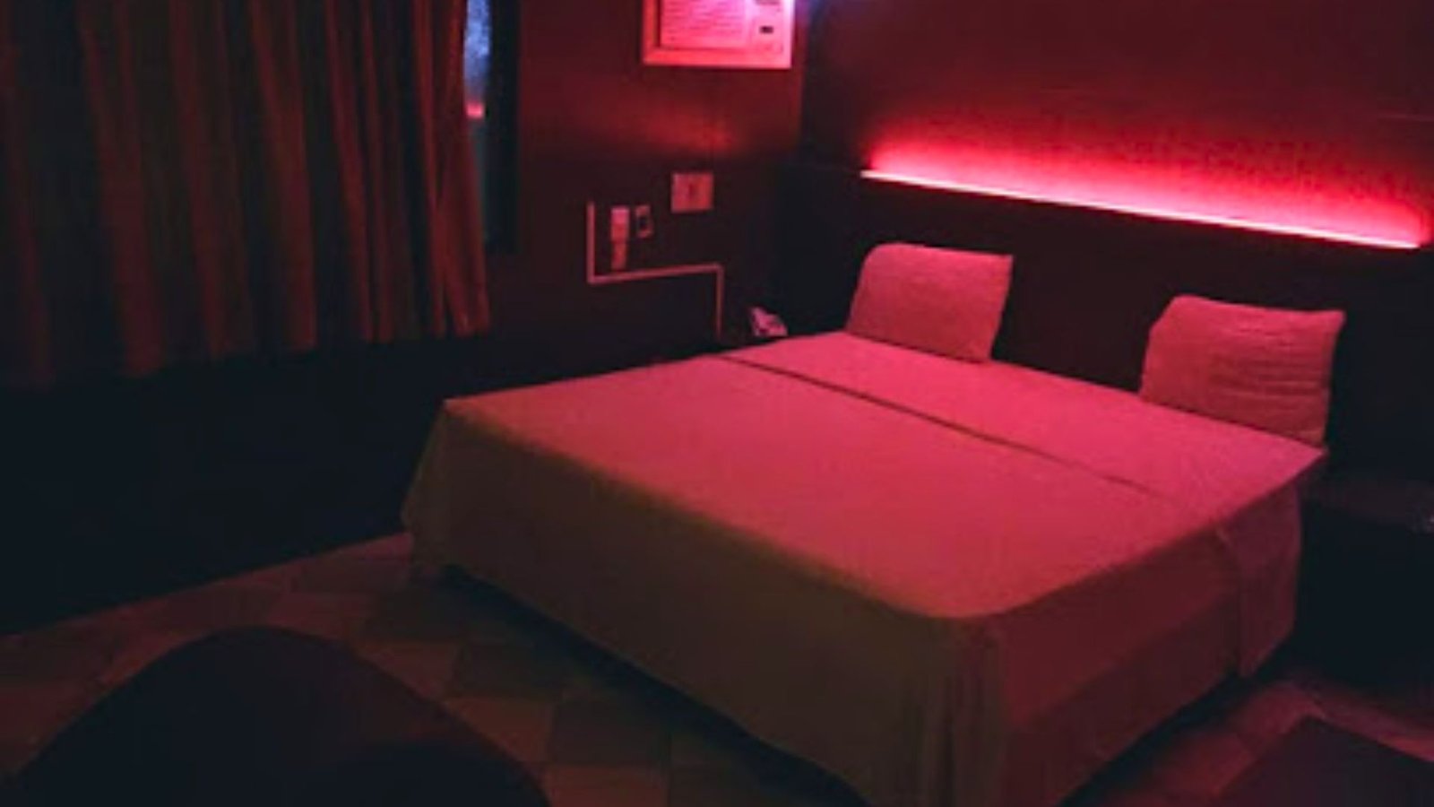 Motel Krack, San Miguel